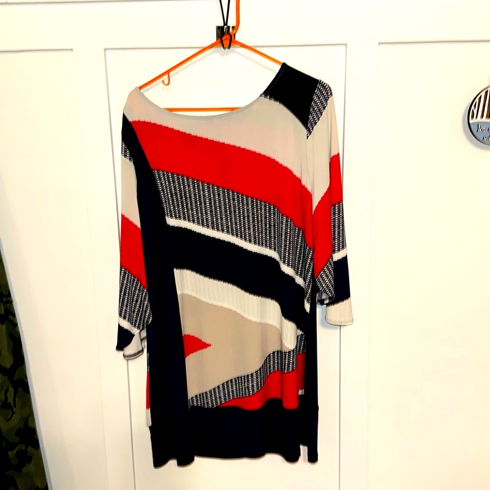 Women’s dress